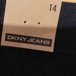 DKNY CAPRI JEANS